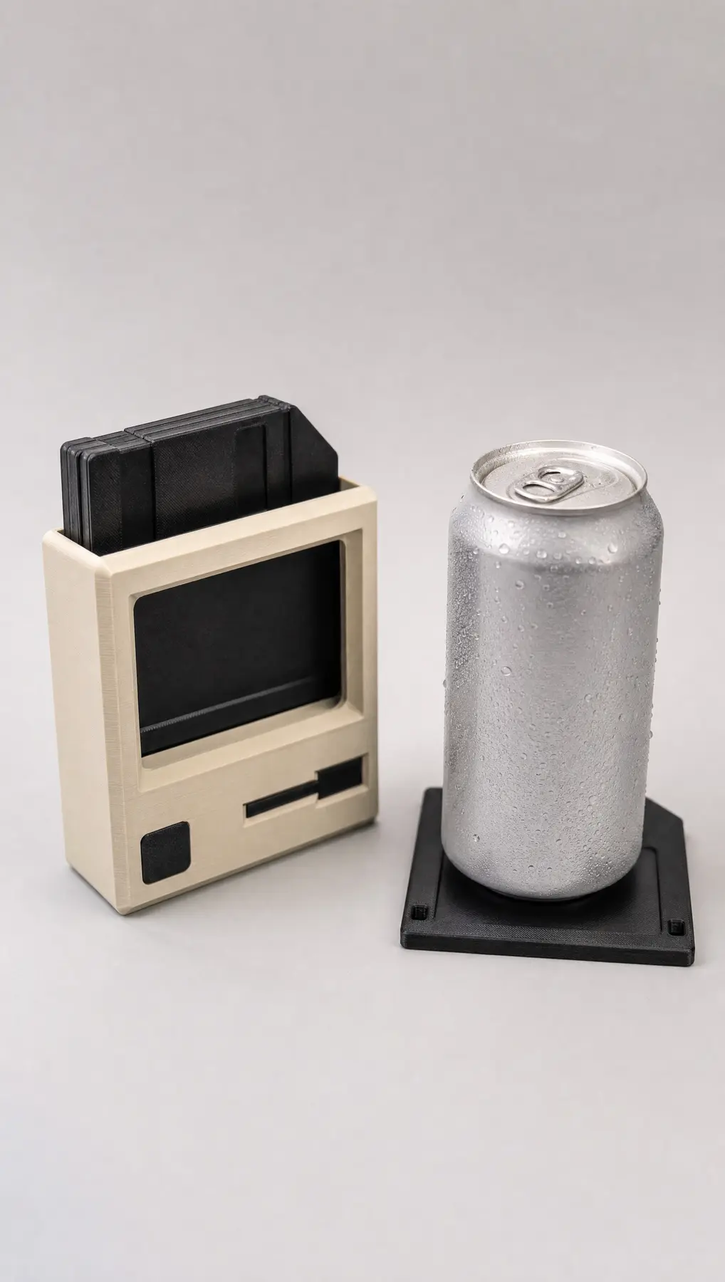 Desktop holder and coaster with a cold drink
